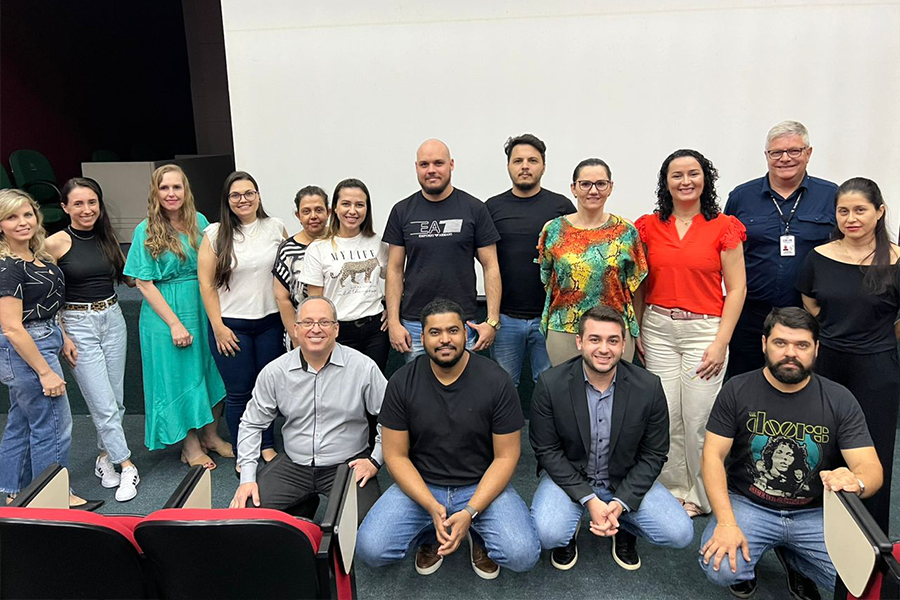 farmaceuticos-de-cascavel-recebem-o-curso-tecnicas-para-alavancar-sua-farmacia