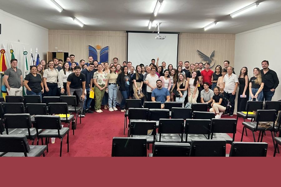 farmacia-lucrativa-curso-em-ivaipora-capacita-profissionais-em-gestao-marketing-e-vendas