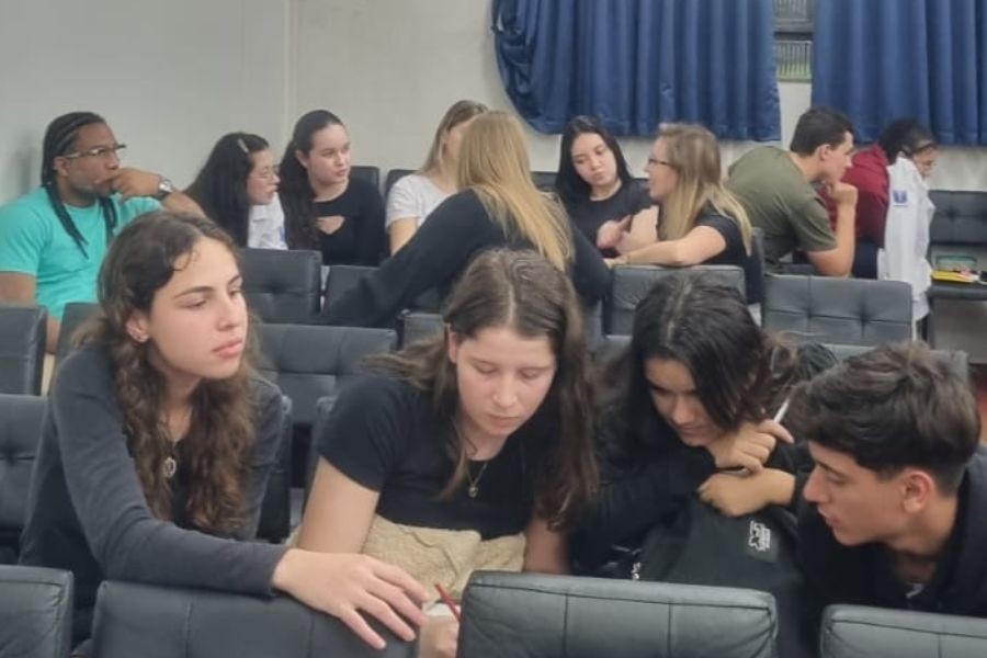 ivaipora-recebe-curso-sobre-contraceptivos-hormonais-capacitacao-para-farmaceuticos