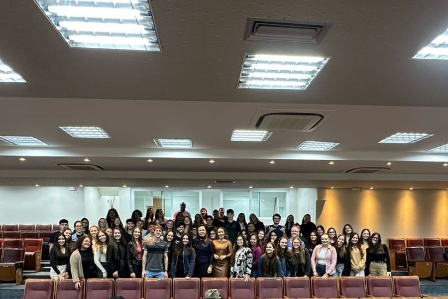 crf-pr-promove-workshop-em-toledo-e-destaca-o-protagonismo-do-farmaceutico-na-estetica-e-os-caminhos-para-uma-atuacao-segura-e-responsavel