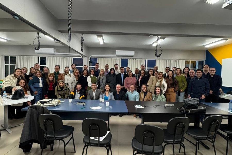 diretoria-do-crf-pr-participa-de-encontro-nacional-com-representantes-de-todos-os-conselhos-regionais-de-farmacia