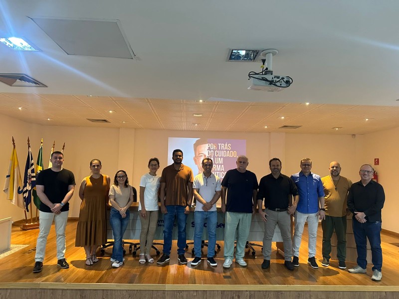 jacarezinho-recebe-curso-farmacia-lucrativa-com-foco-em-gestao-marketing-e-crescimento-estrategico-para-farmacias