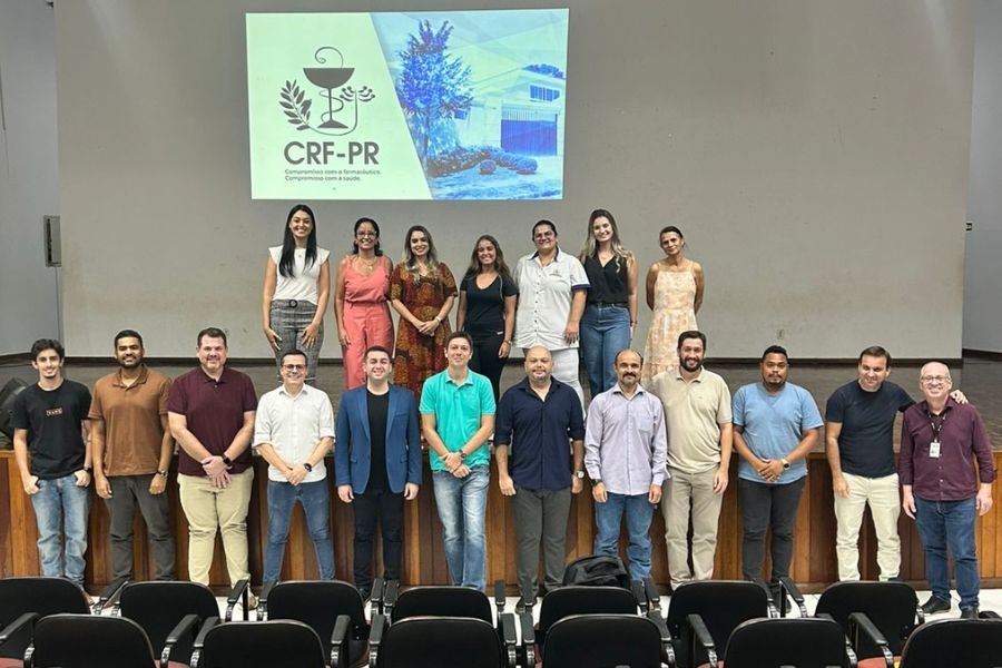 crf-pr-realiza-reuniao-em-colorado-para-ouvir-farmaceuticos-da-regiao